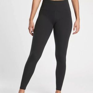 Athleta Elation Tight Powervita Black Small EUC